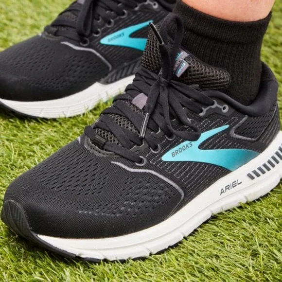 Brooks Ariel 20 women’s Black and Teal Athletic Shoes - Picture 1 of 7